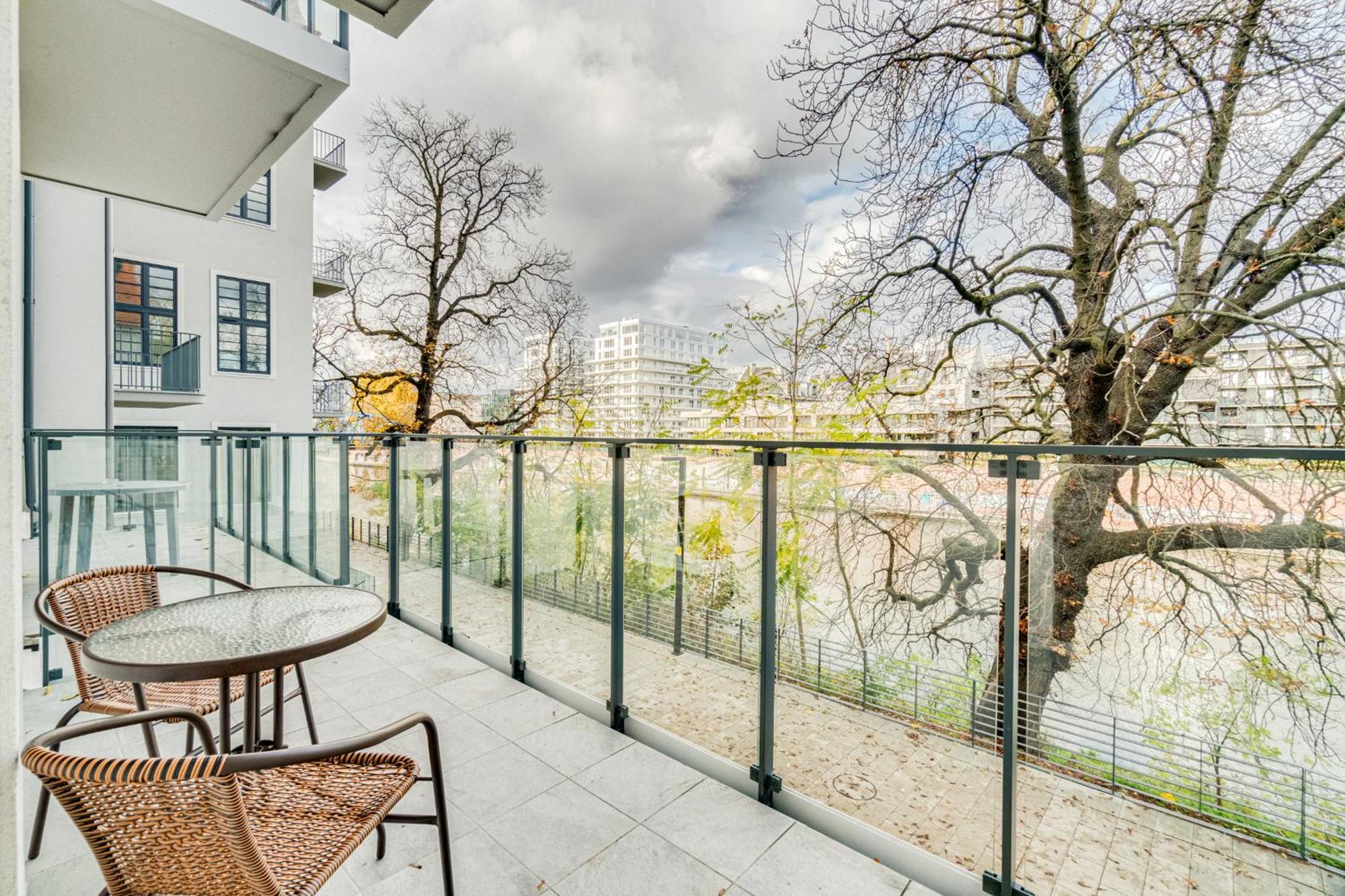Apartament Riverside View - Parking Free Wroclaw Dış mekan fotoğraf